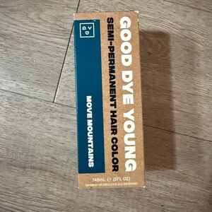 Semi-Permanent Hair Color - Move Mountains